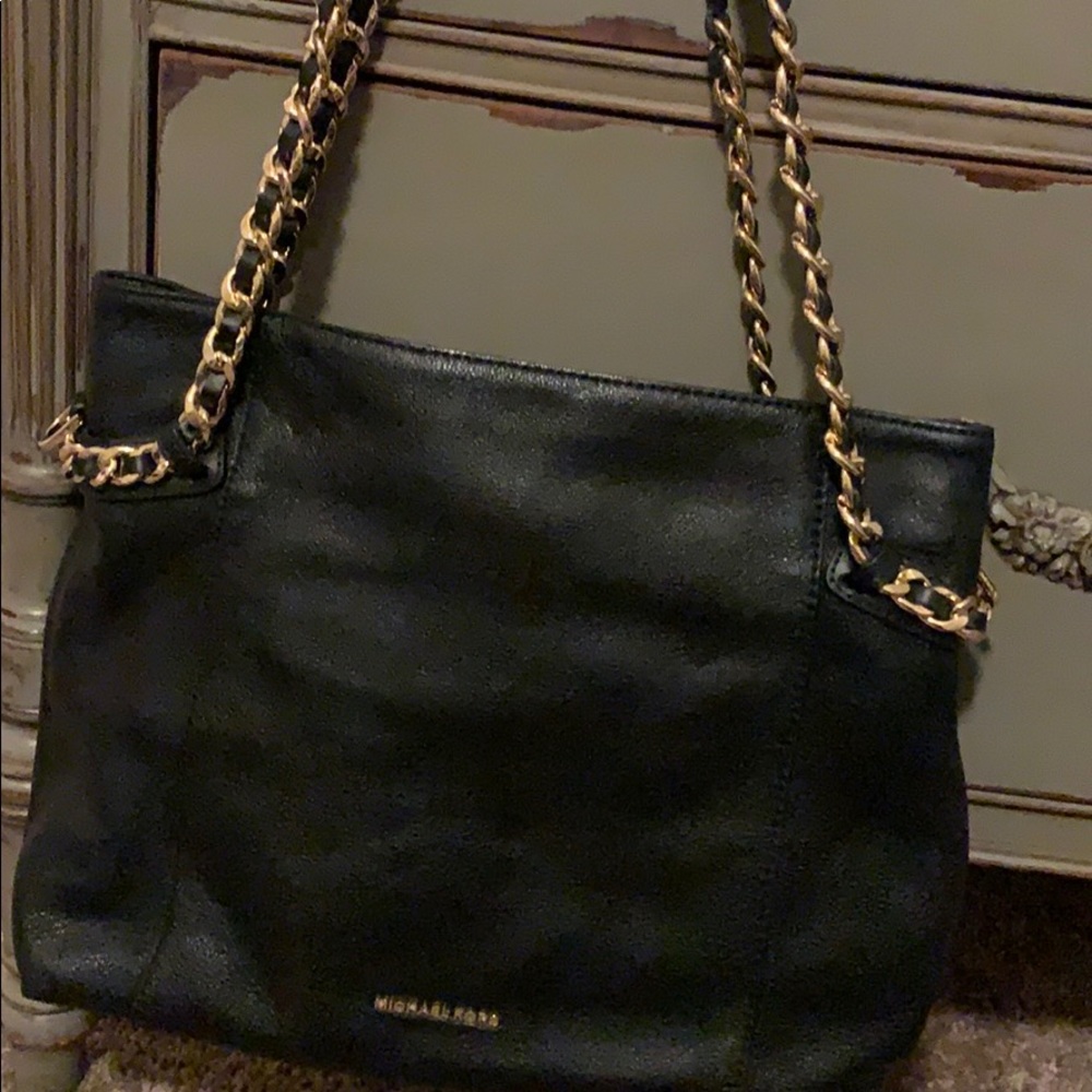 Authentic Michael Kors shoulder bag